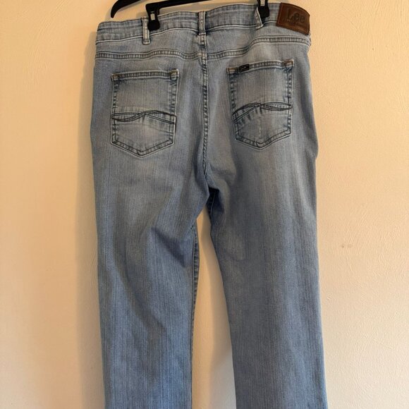 Lee Men’s Straight Fit Light Wash Jeans W36 L42 Long Inseam Denim - Picture 2 of 4